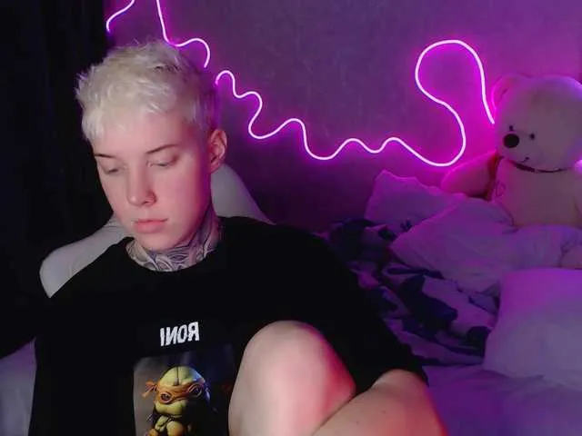 Offline mery-jane- on BongaCams