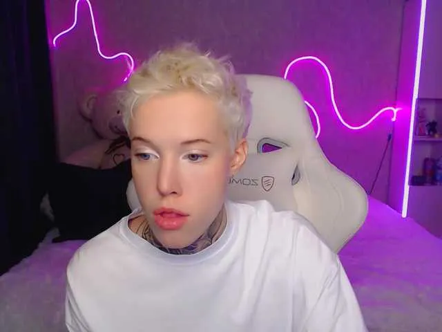 Offline mery-jane- on BongaCams