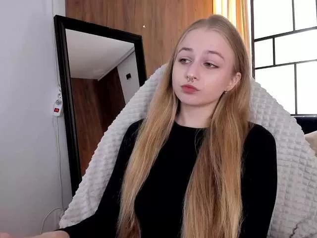 MiaMeowa from BongaCams