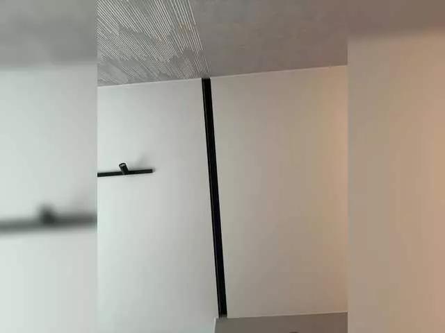 MiamiMur from BongaCams