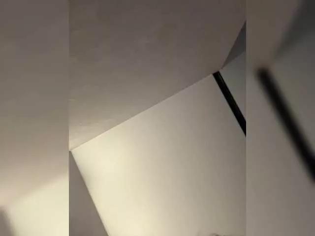 MiamiMur from BongaCams
