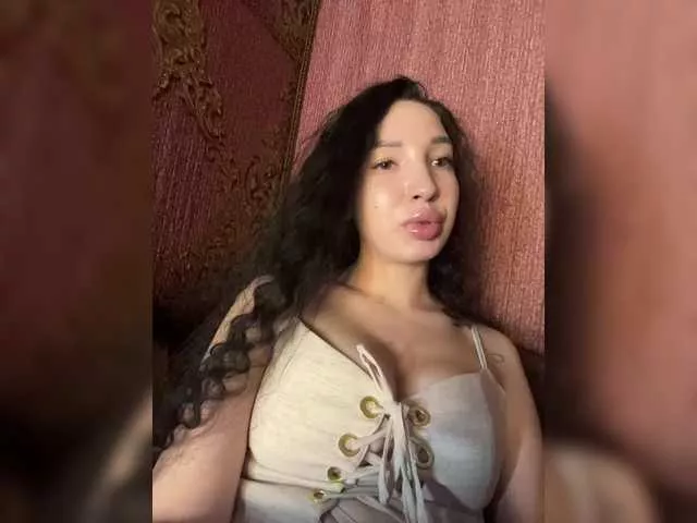 Offline MiLaHHa on BongaCams