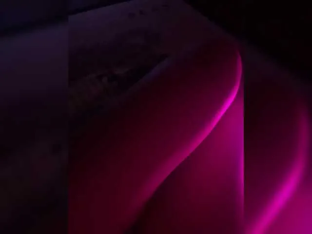 Offline Milaya8 on BongaCams