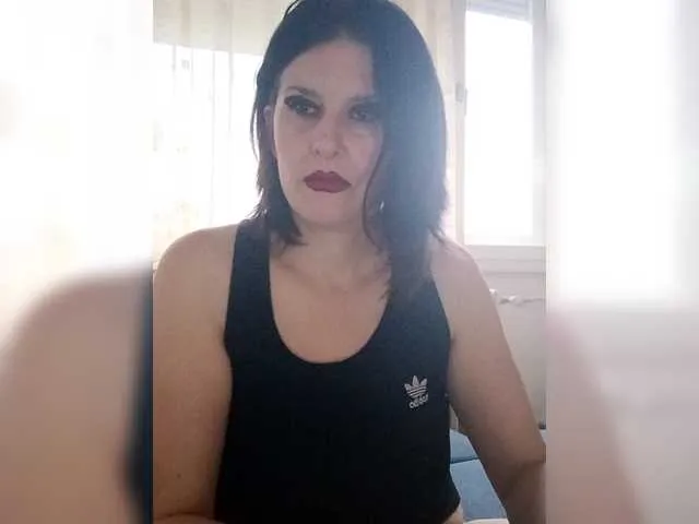 Freechat milf44milf on BongaCams