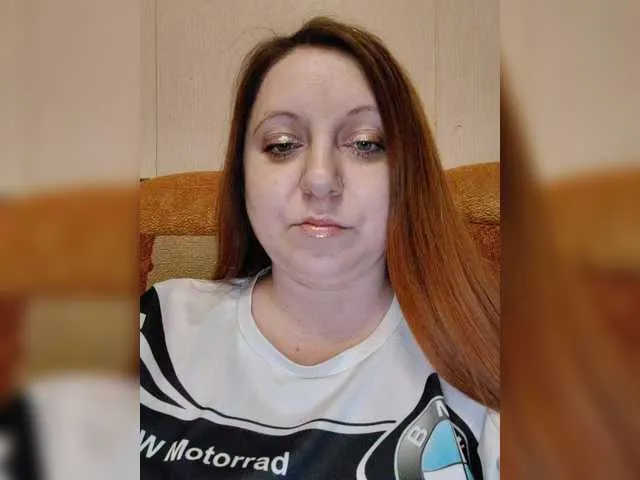 Offline MilfaSguirt on BongaCams