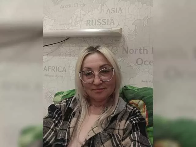 Freechat Milforja on BongaCams