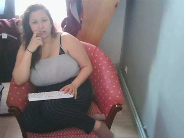 Offline Minettesexy24 on BongaCams