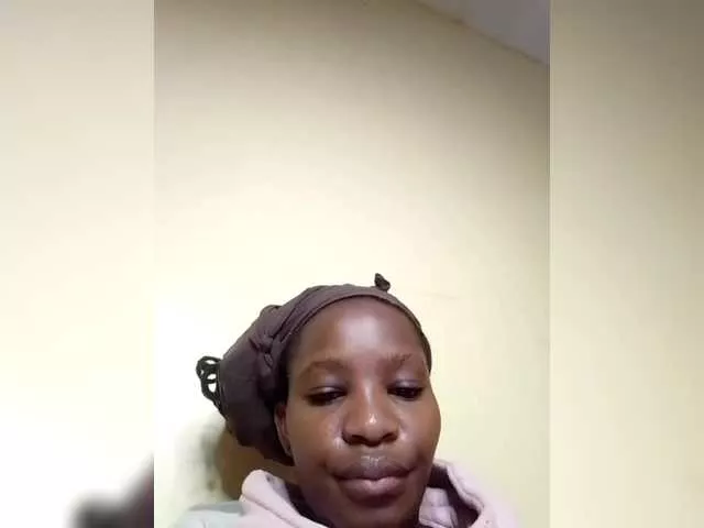 Offline Minlavine on BongaCams