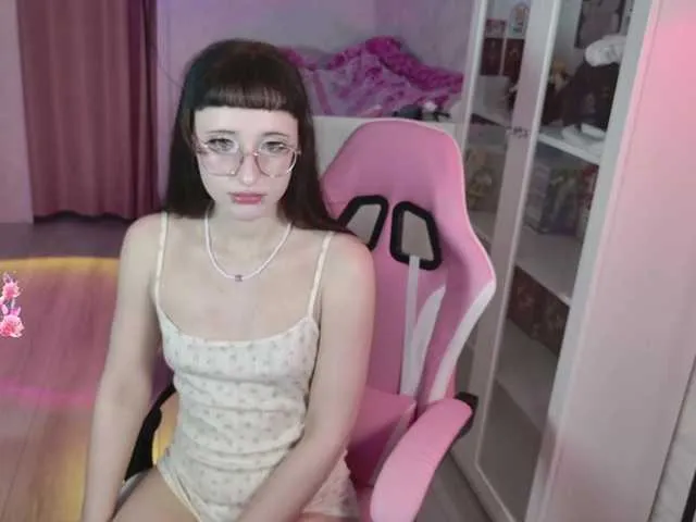 Freechat MiraJade on BongaCams