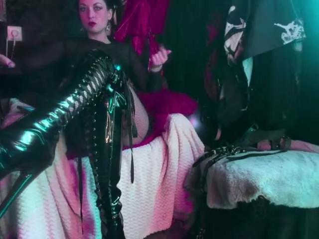 miss-asmodeus from BongaCams