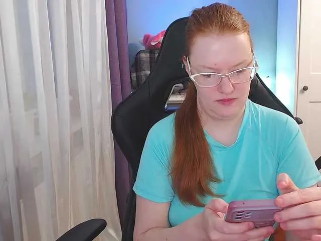 Offline missInari on BongaCams