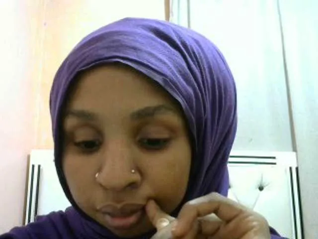 Offline misskatrinah002 on BongaCams