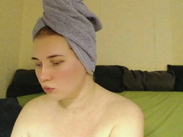 Offline MissLilyAbrams on BongaCams