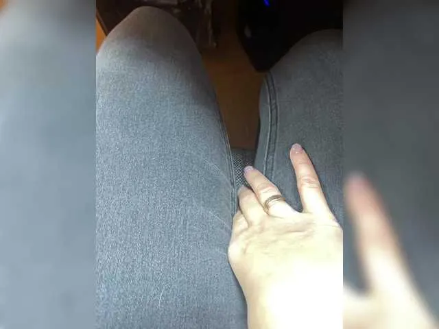 Offline Molii-Molii35 on BongaCams