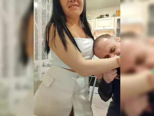 MollyDave from BongaCams