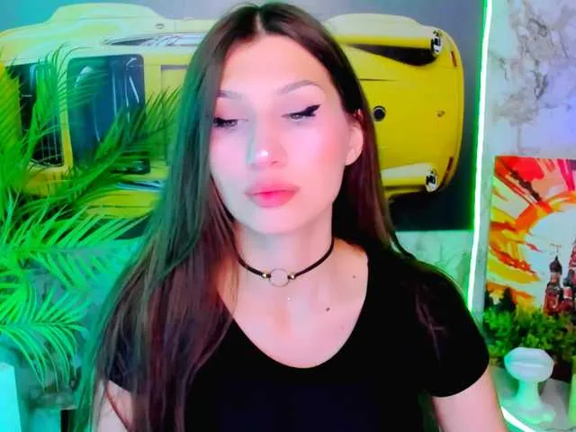 Offline Mollyinyourmind on BongaCams