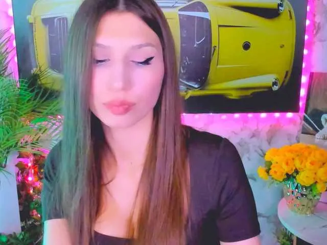 Offline Mollyinyourmind on BongaCams