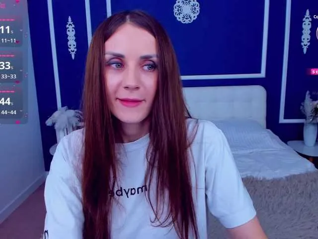 Offline MollyReid on BongaCams
