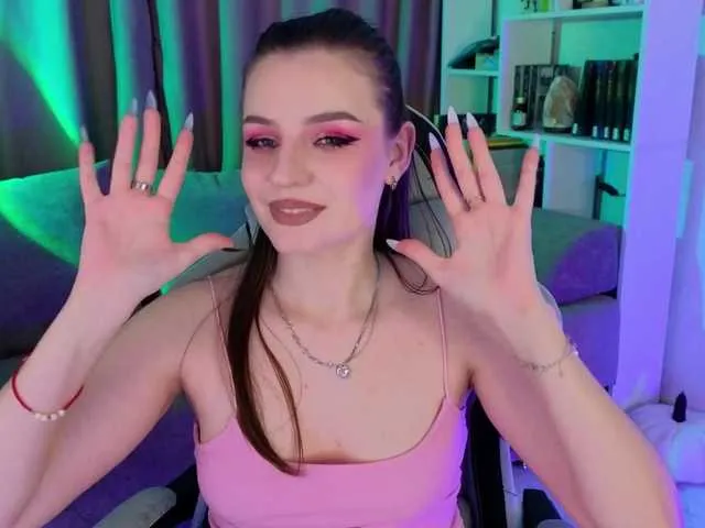 Offline monicaerotic on BongaCams