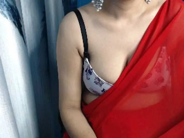 Offline Monika67 on BongaCams