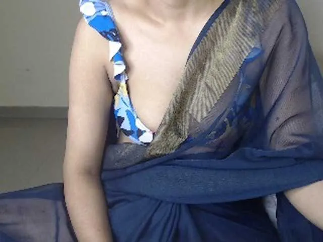 Offline Monika67 on BongaCams