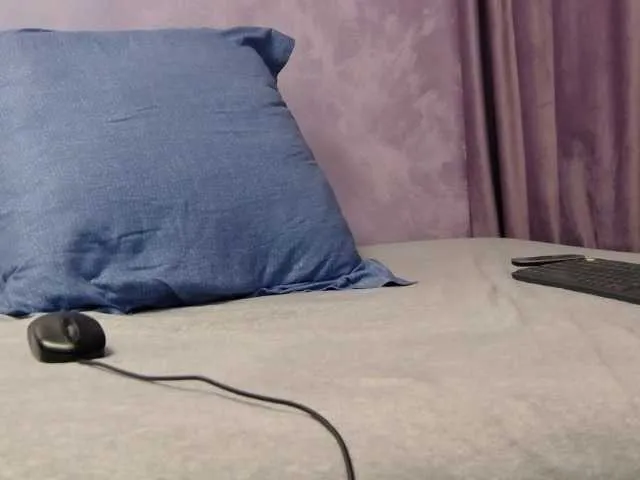 Offline MorenaKataly on BongaCams