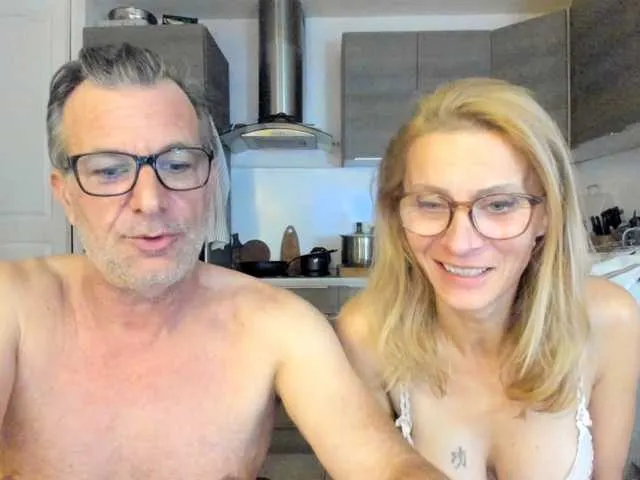 Offline munishpunish on BongaCams