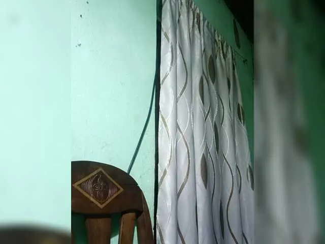 Offline Murielle-1 on BongaCams