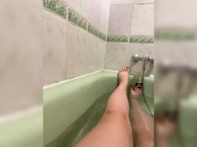 Offline Nadin-03 on BongaCams