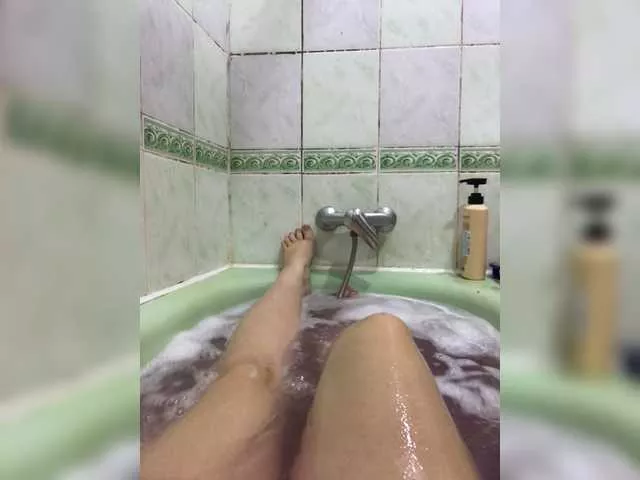 Offline Nadin-03 on BongaCams