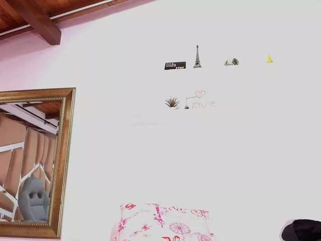 naia-blesed from BongaCams