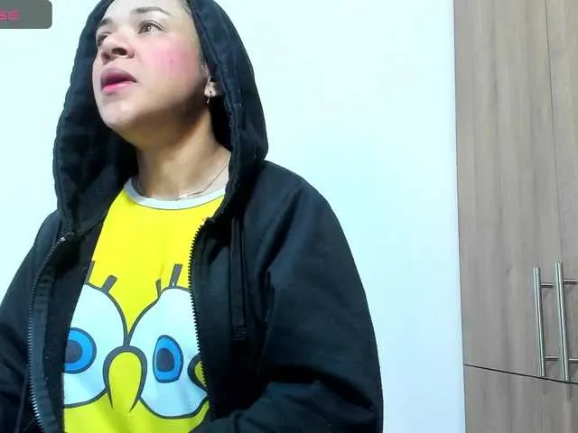 Offline Naomii18 on BongaCams