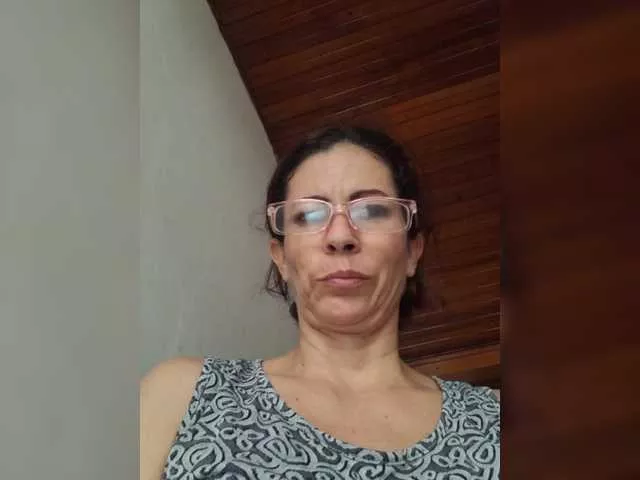 Offline Natalia1122 on BongaCams