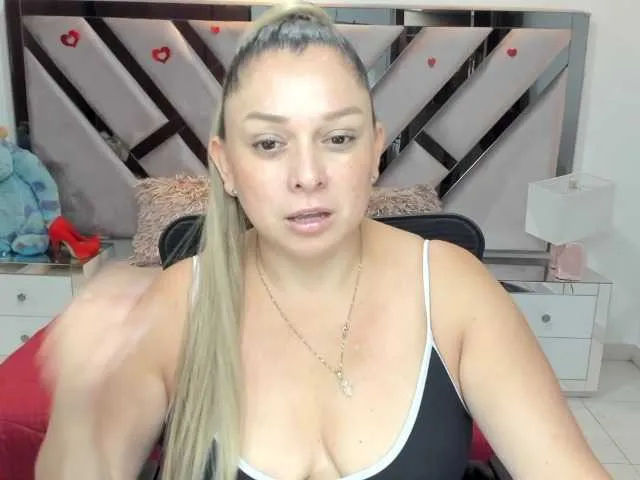 Offline natalia5560 on BongaCams