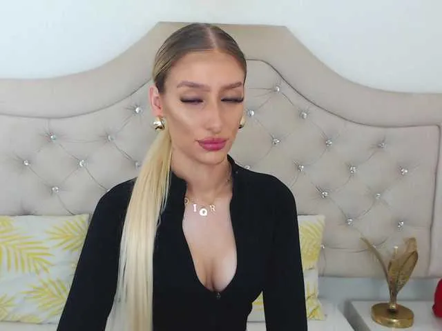 Offline NatalieFlirt on BongaCams