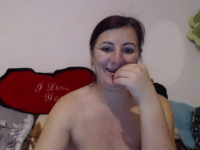 Offline Natalyaredd on BongaCams