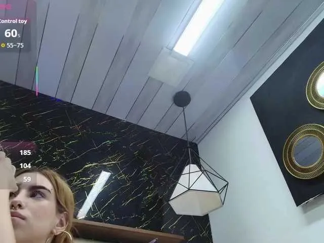 Freechat Natasha-Adams on BongaCams