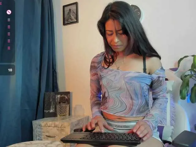 Offline natashaanurak on BongaCams