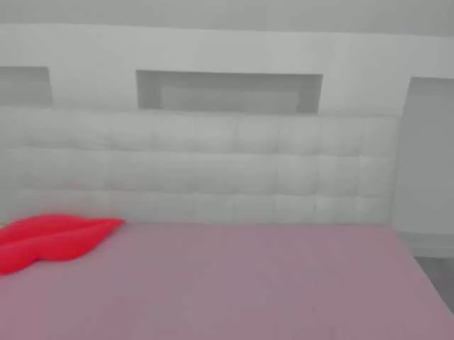 Offline NathyLexy on BongaCams