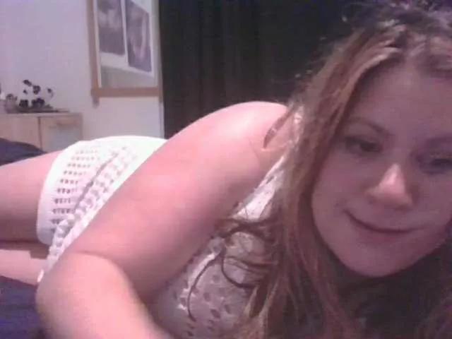 Naughtysoph12 from BongaCams
