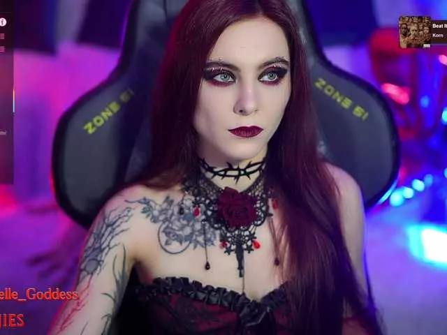 Nellene from BongaCams
