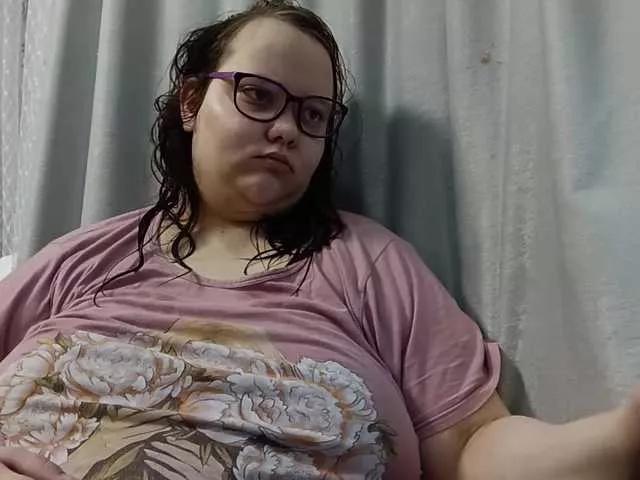 Nendia from BongaCams
