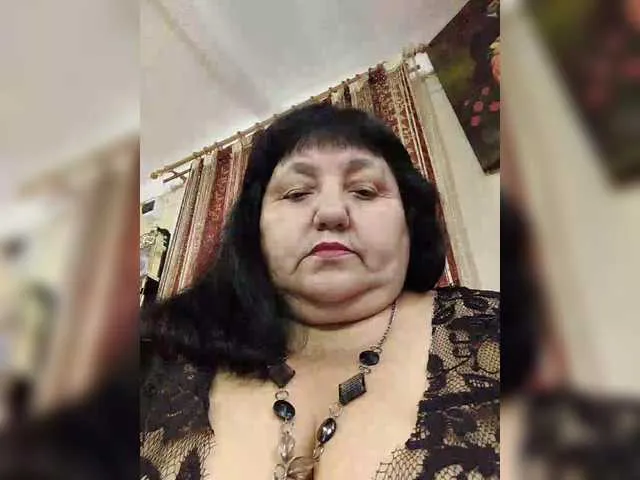 Offline Nezsbudka on BongaCams