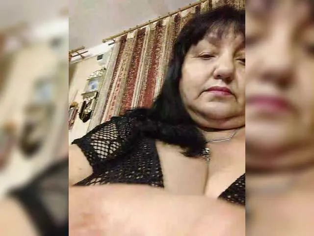 Offline Nezsbudka on BongaCams