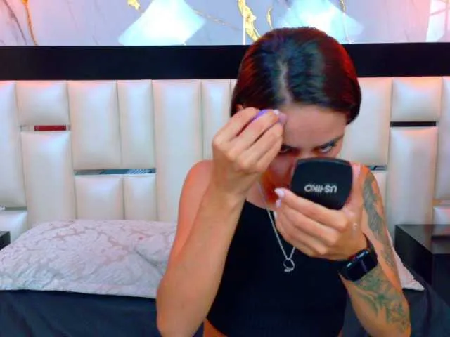 Offline NicoleEsposito on BongaCams