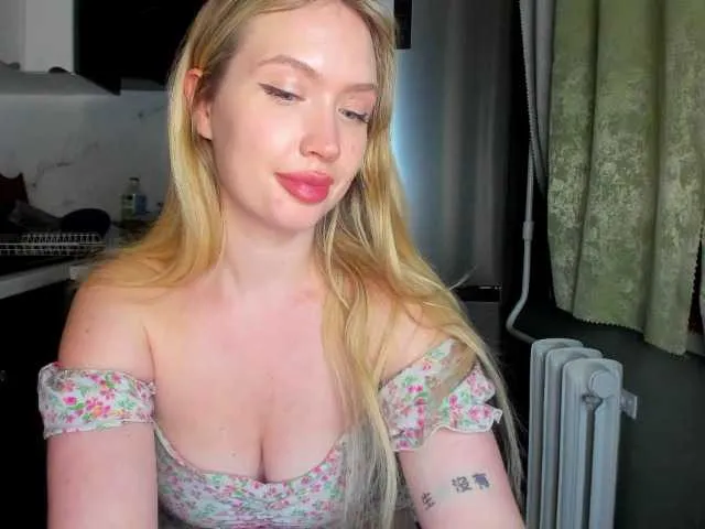 Offline NicoleRicci on BongaCams