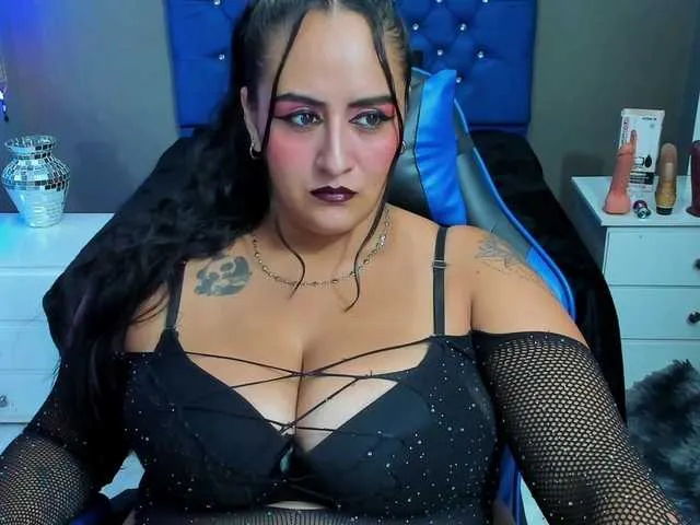 Offline NikolKidman on BongaCams