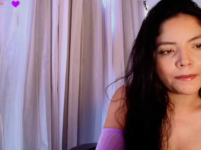 Offline NinaMichelle on BongaCams