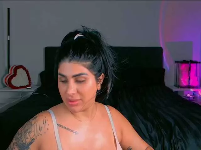 Freechat NinaRosee on BongaCams