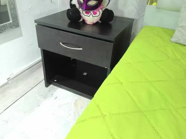 Offline noa-camila on BongaCams